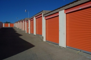 Public Storage - Kansas City - 8601 East 67th Terrace - Photo 2