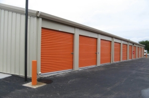 Public Storage - Wichita - 6805 E Harry Street - Photo 2