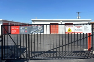 Public Storage - Elmhurst - 297 W Lake St - Photo 4