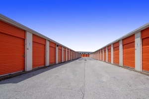 Public Storage - St Louis - 4653 World Parkway Circle - Photo 2