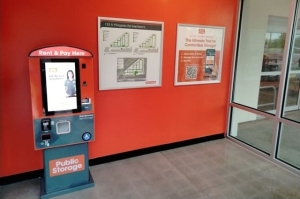 Public Storage - Deerfield - 125 S Pfingsten Road - Photo 3