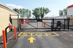 Public Storage - Schaumburg - 777 W Wise Road - Photo 4