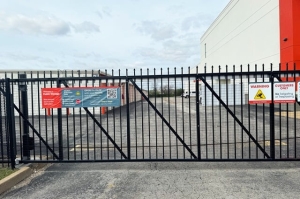 Public Storage - St Louis - 5801 Wilson Ave - Photo 4