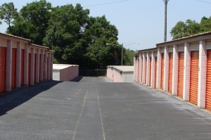 Public Storage - Mobile - 5100 Moffett Road - Photo 2