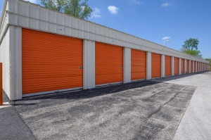 Public Storage - Tinley Park - 16161 Brennan Highway - Photo 2