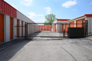 Public Storage - Tinley Park - 16161 Brennan Highway - Photo 4
