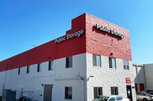 Public Storage - Naperville - 1852 La Salle Ave - Photo 1