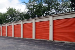 Public Storage - Milwaukee - 6676 W Appleton Ave - Photo 2