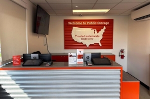 Public Storage - Milwaukee - 6676 W Appleton Ave - Photo 3