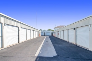 Public Storage - Mesa - 2920 E Baseline Rd - Photo 2