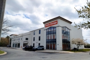 Public Storage - Buffalo Grove - 555 E Aptakisic Road