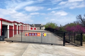 Public Storage - Oklahoma City - 1825 E Memorial Rd - Photo 4