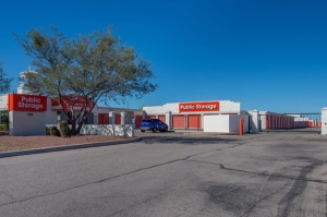 Public Storage - Tucson - 121 N Houghton Rd