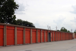 Public Storage - New Orleans - 4507 Washington Ave - Photo 2