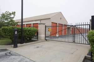 Public Storage - Country Club Hills - 18400 Cicero Ave - Photo 4