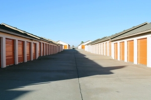 Public Storage - Moore - 905 SE 19th St - Photo 2