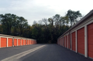 Public Storage - St Louis Park - 3200 France Ave S - Photo 2