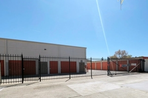 Public Storage - Reno - 4875 S McCarran Blvd - Photo 4