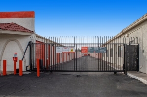 Public Storage - Las Vegas - 1881 N Decatur Blvd - Photo 4