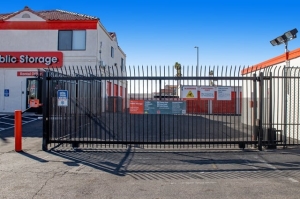 Public Storage - Las Vegas - 3851 E Charleston Blvd - Photo 4