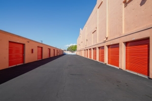 Public Storage - Henderson - 2225 Green Valley Parkway - Photo 2
