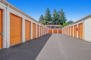 Public Storage - Portland - 1621 NE 71st Ave - Photo 2
