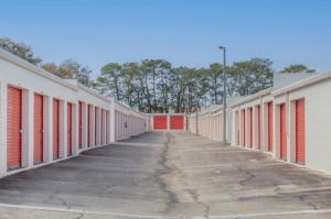 Public Storage - Beaverton - 7065 SW 105th Ave - Photo 2