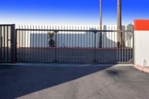 Public Storage - Tempe - 700 W Warner Rd - Photo 4