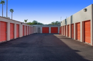 Public Storage - Tempe - 700 W Warner Rd - Photo 2