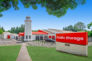 Public Storage - Gresham - 2636 NE Hogan Dr - Photo 1