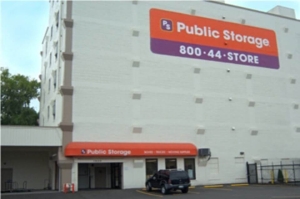 Storage Units at Public Storage - Portland - 1620 NE Sandy Blvd - 1620 NE Sandy Blvd