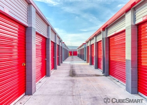 CubeSmart Self Storage - Long Beach - 2323 E. South St. - Photo 3