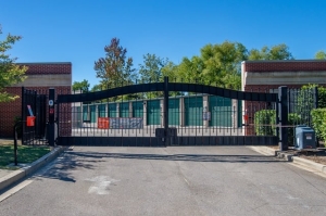 Public Storage - Collierville - 2065 E Winchester Bl - Photo 4