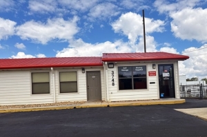 Public Storage - Decatur - 3748 Covington Hwy