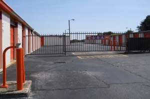 Public Storage - Greenville - 28 Woods Lake Road - Photo 4