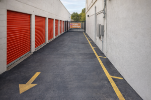 Public Storage - Marietta - 1679 Cobb Parkway S - Photo 4