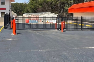 Public Storage - Douglasville - 3313 Highway 5, Suite F - Photo 4