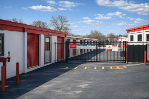 Public Storage - West Columbia - 1648 Airport Blvd - Photo 4