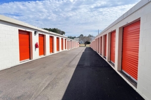Public Storage - Columbia - 120 Decker Park Road - Photo 2