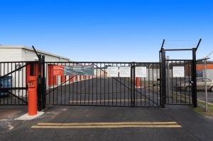 Public Storage - Richmond - 5440 Midlothian Tpke - Photo 4