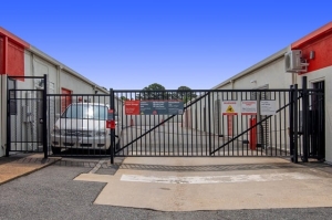 Public Storage - Chesapeake - 1430 S Military Hwy - Photo 4