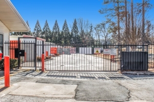 Public Storage - Alpharetta - 11455 Maxwell Road - Photo 4