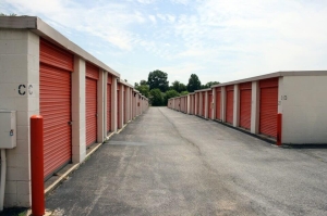 Public Storage - Bowie - 5801 Woodcliff Rd - Photo 2