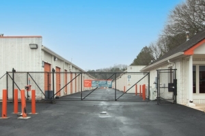 Public Storage - Woodstock - 10763 Highway 92 - Photo 4