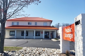 Public Storage - Neptune - 1001 Neptune Blvd