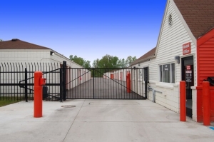 Public Storage - Walled Lake - 1901 E West Maple Rd - Photo 4