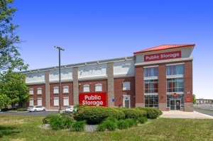 Public Storage - Salem - 12 Goodhue Street - Photo 1
