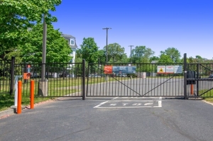 Public Storage - Salem - 12 Goodhue Street - Photo 4