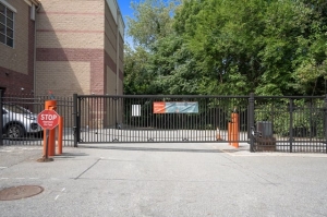 Public Storage - Waltham - 945 Moody St - Photo 4