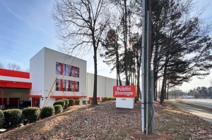 Public Storage - Charlotte - 6700 Reames Rd